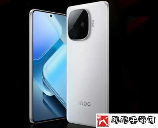 iQOO Z9真机图亮相：直屏设计与旗舰级外观，打造中端手机新标杆